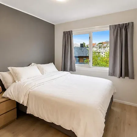 Sv23c - 2br Modern With Garage & Ev Charger * Bergen